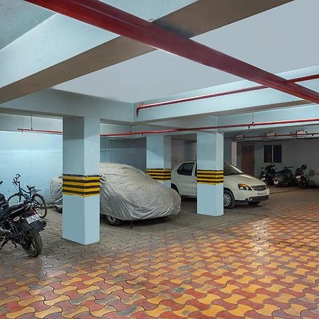Treebo Trend Grand Plaza Nampally ไฮเดอราบัด ภายนอก รูปภาพ