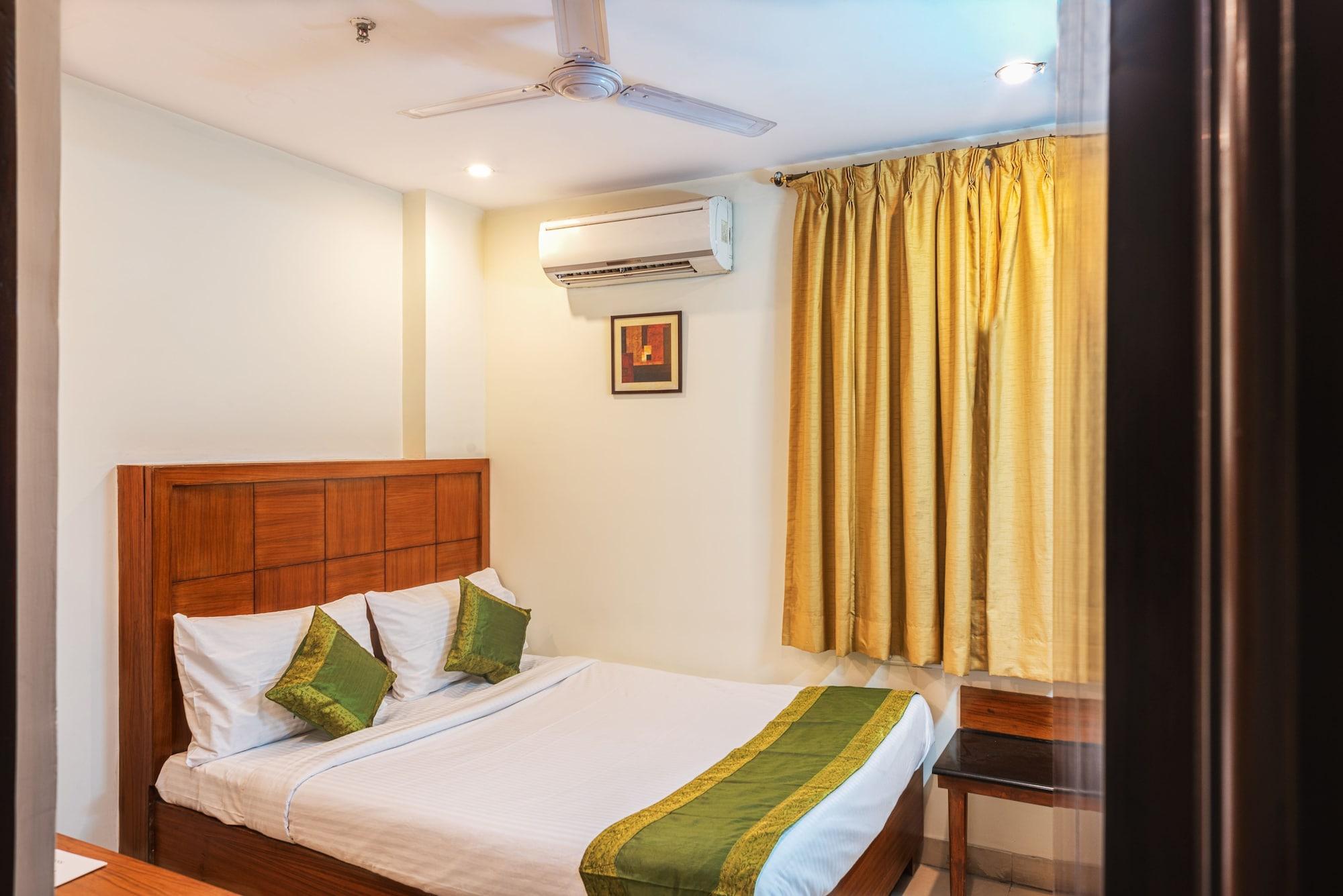 Treebo Trend Grand Plaza Nampally ไฮเดอราบัด ภายนอก รูปภาพ