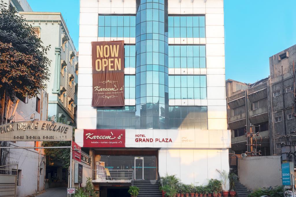 Treebo Trend Grand Plaza Nampally ไฮเดอราบัด ภายนอก รูปภาพ